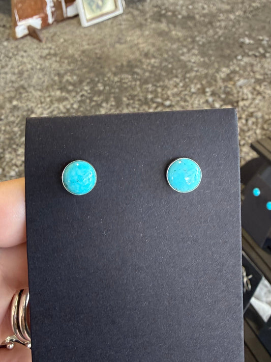 Simple Studs